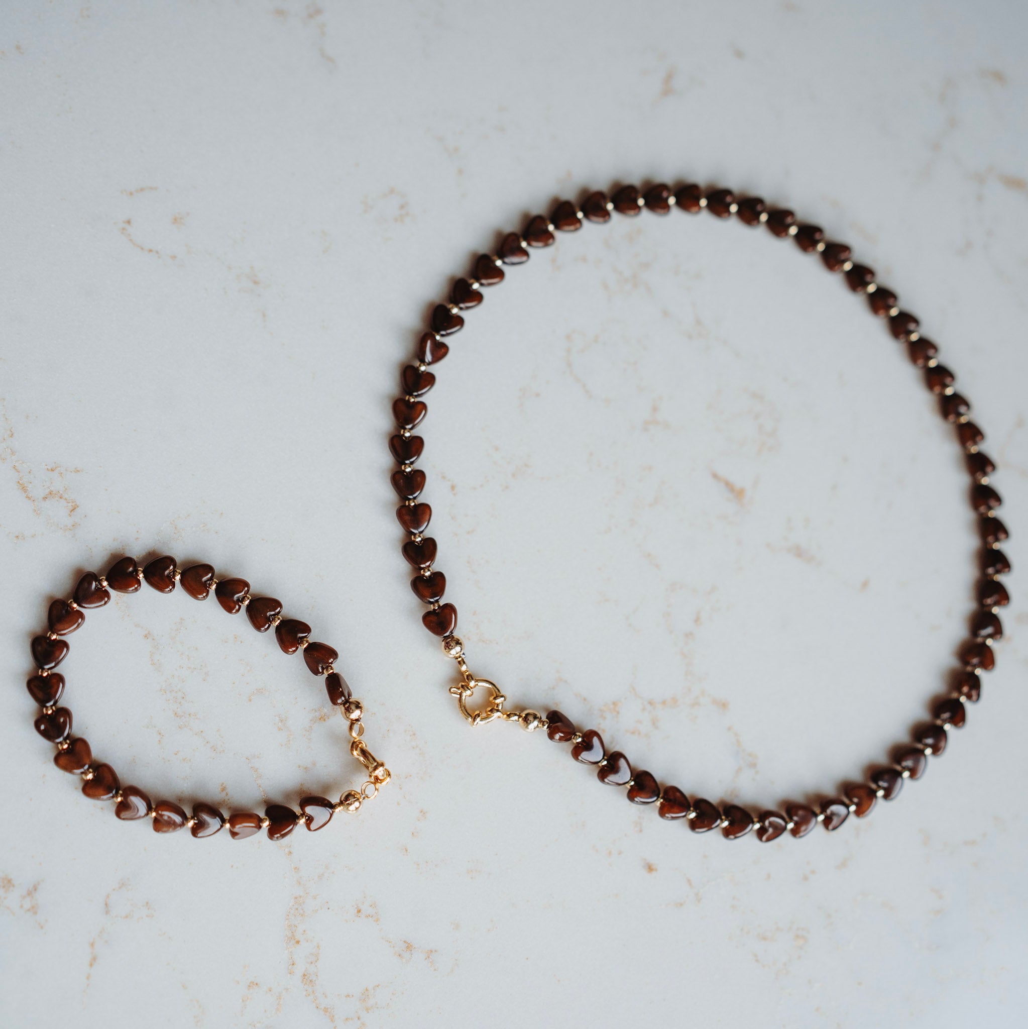 Armband Linda - hartjes bruin