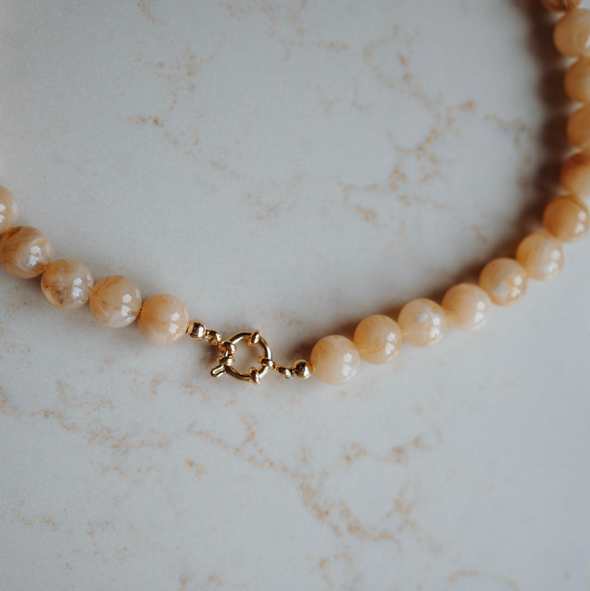 Collier Isa