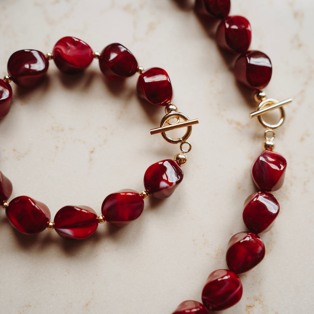 Collier - River Winered