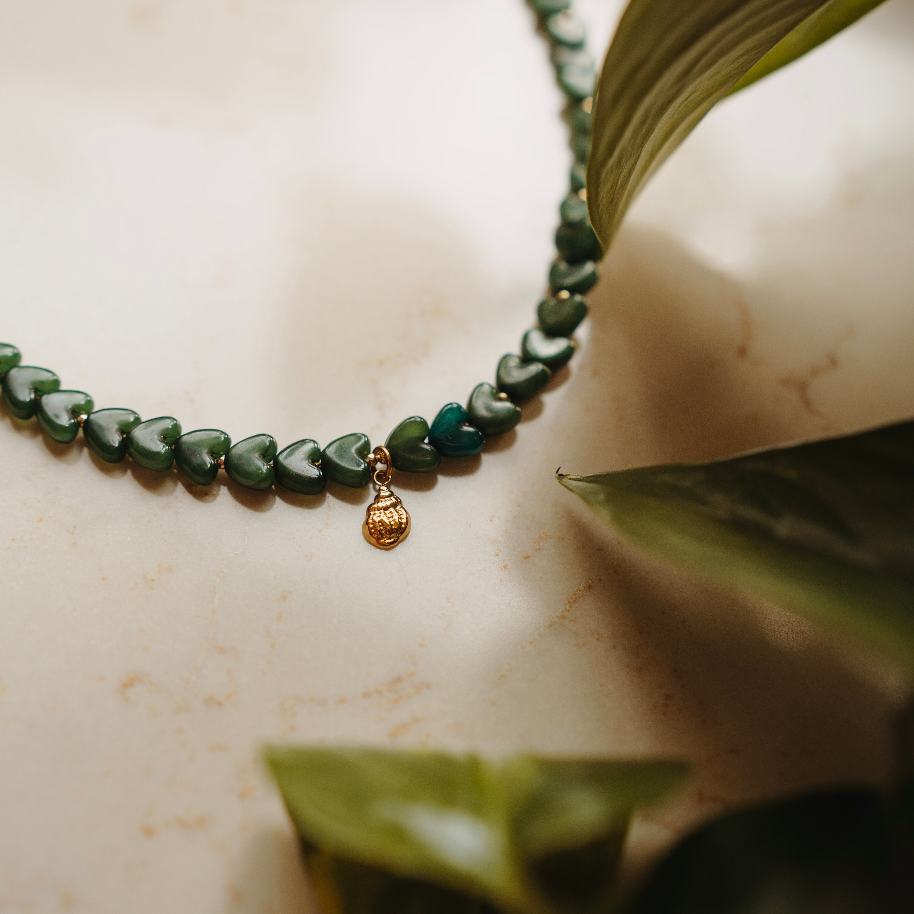 Collier Jessica - hartjes groen met bedel