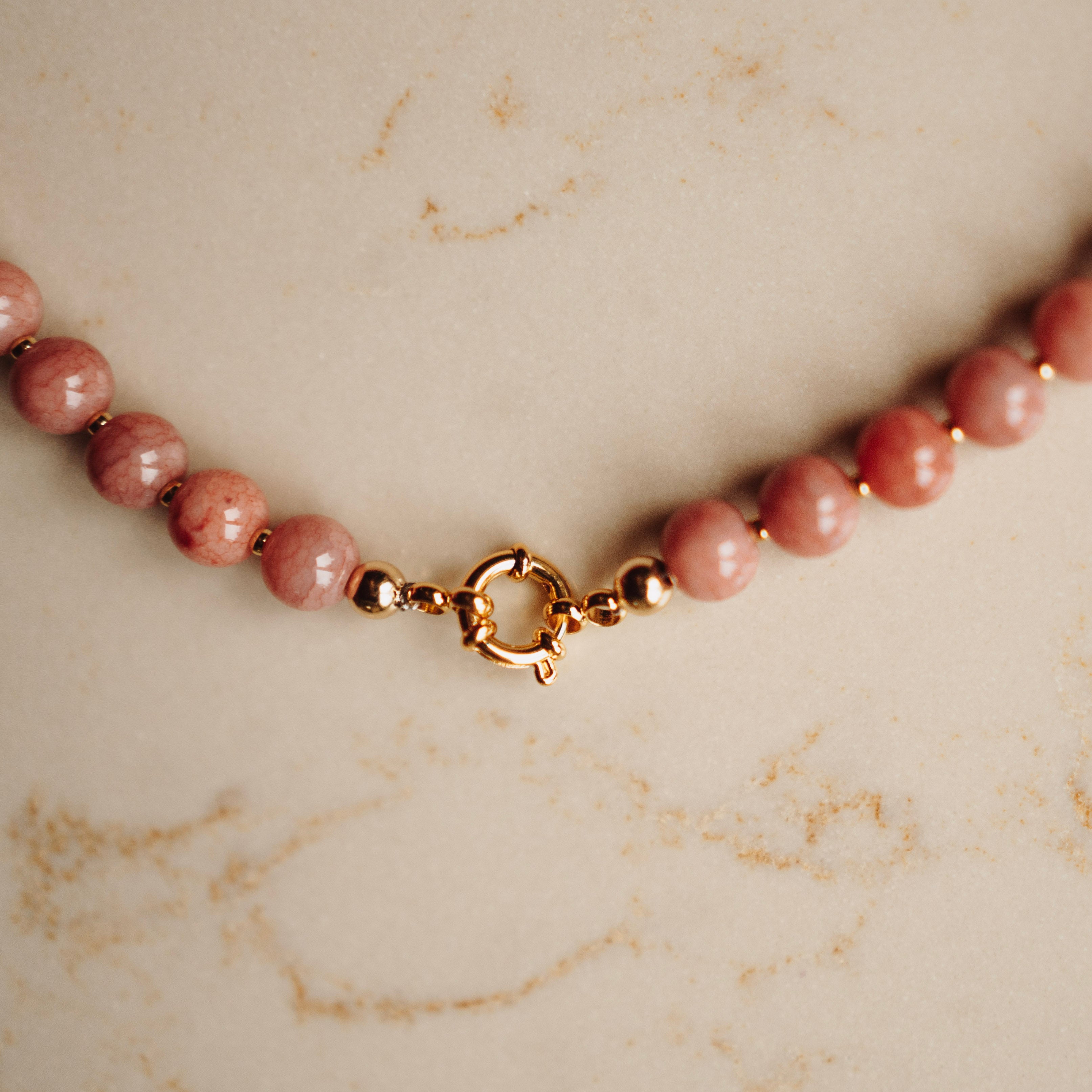 Collier Mies - Rond Terra Roze - met vergulde kralen