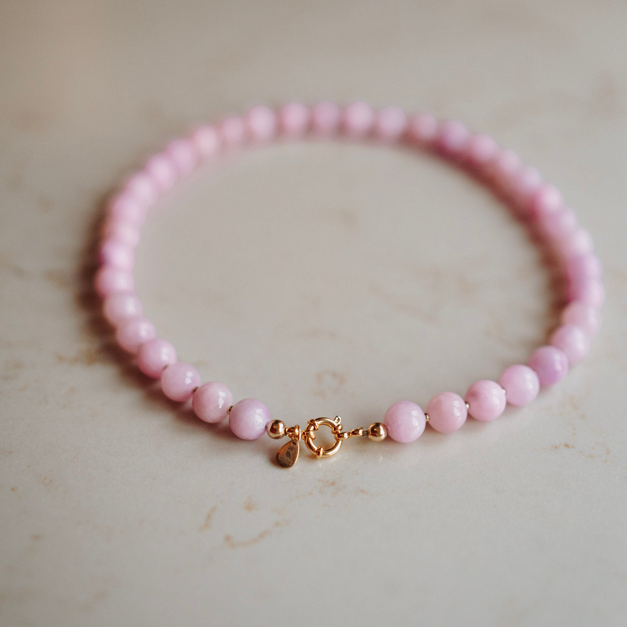 Collier Echte Jade - Rond Lila - met vergulde kralen