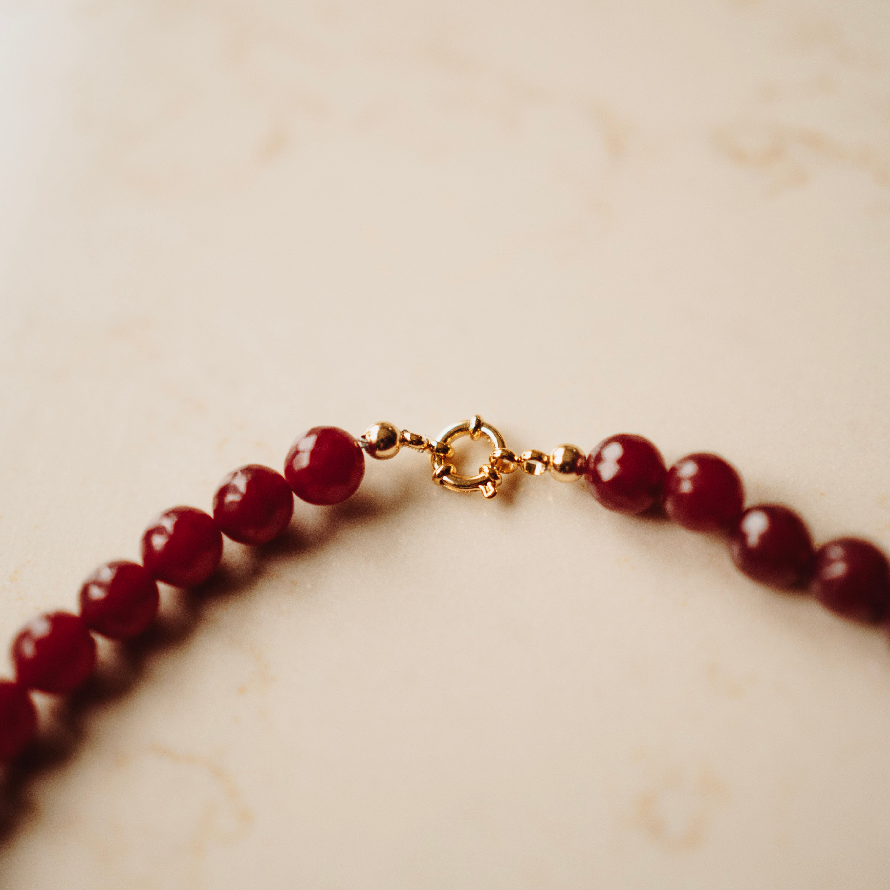 Collier Dirkje – echt jade - Rond Facet Cerise