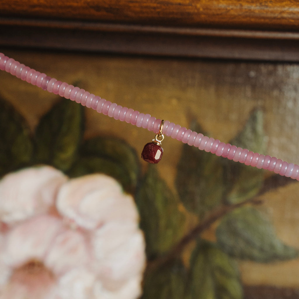 Collier Niene - echte Jade met Toermalijn bedel