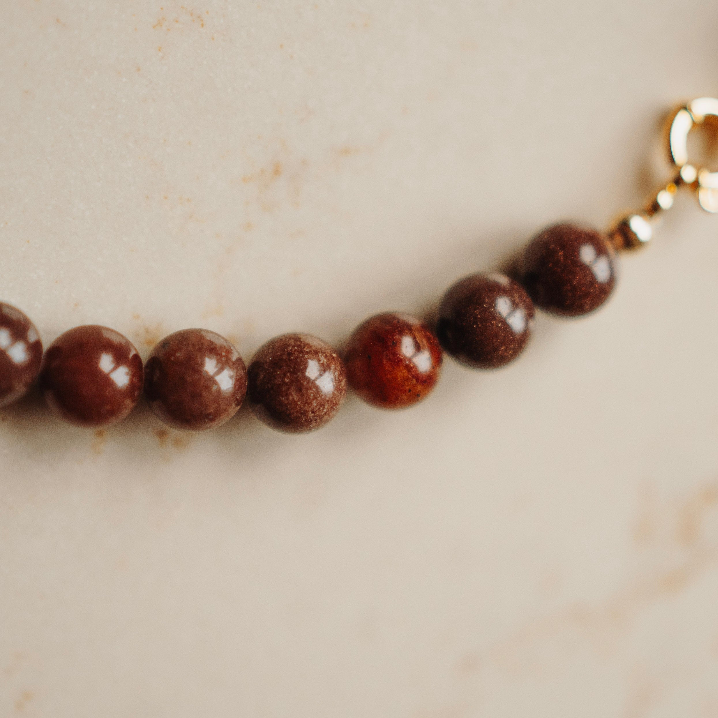 Collier Edelsteen Loesje - Aventurijn - rond bruin