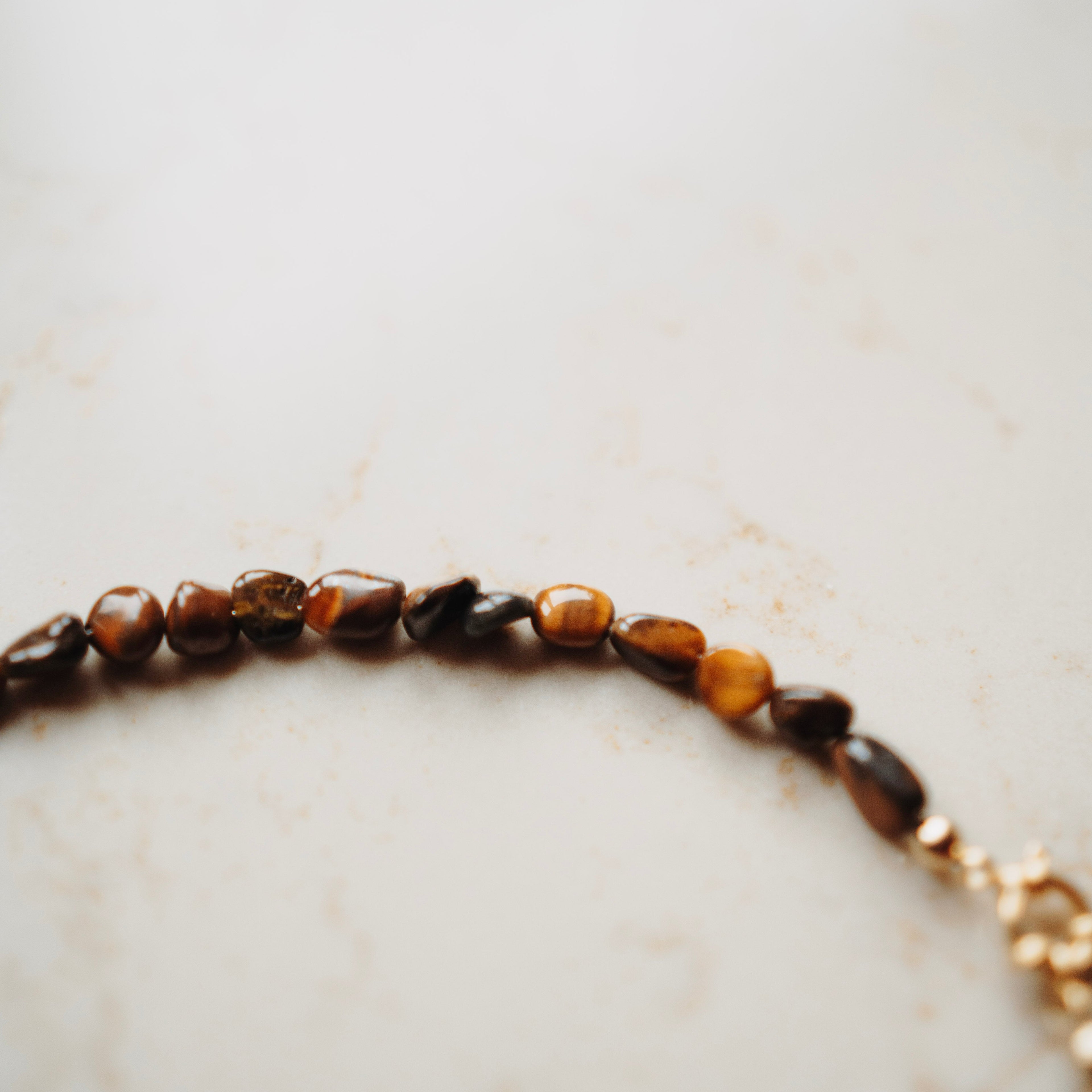 Collier Edelsteen Leah - Tijgeroog pebble bruin