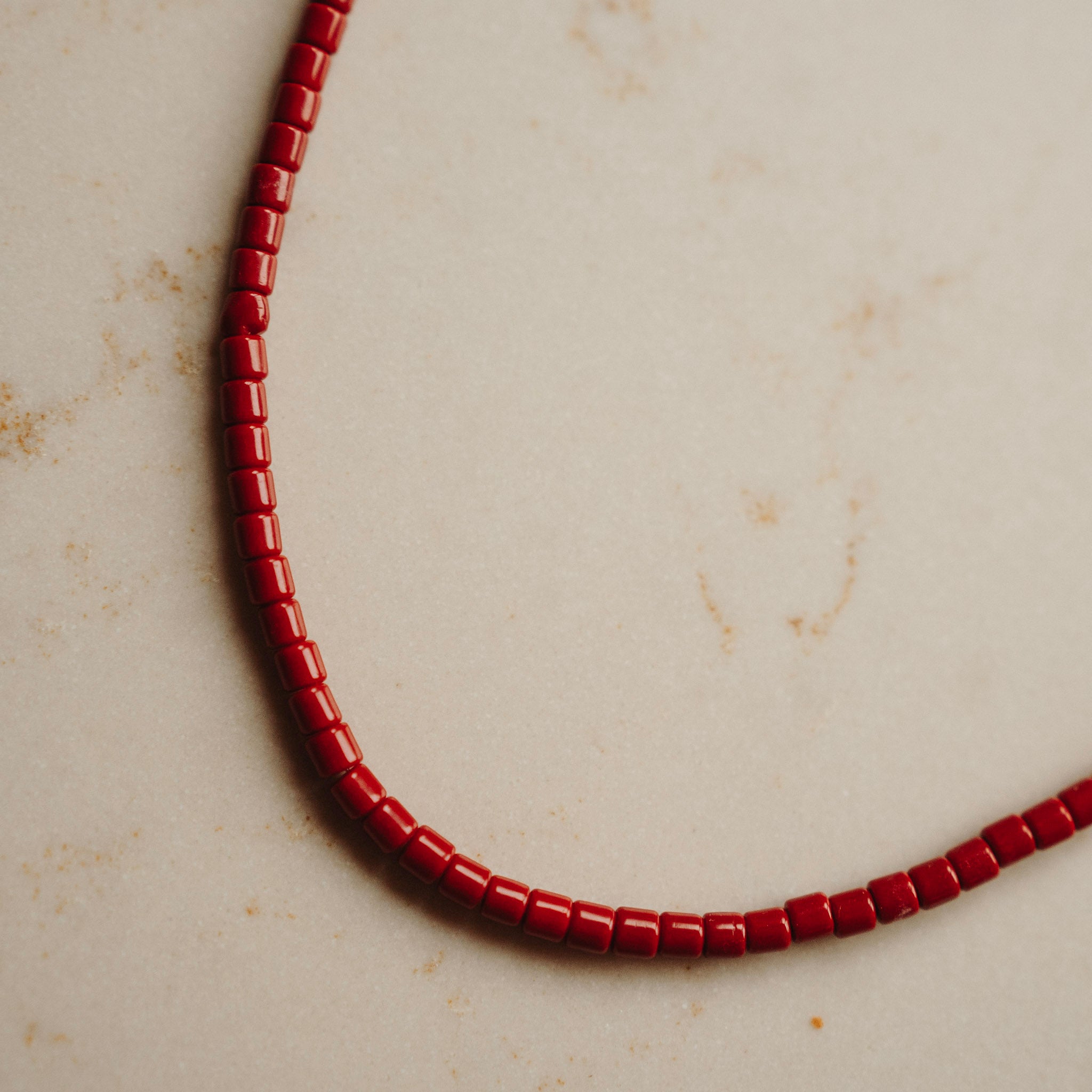 Collier Coral - Tube Vintage Red
