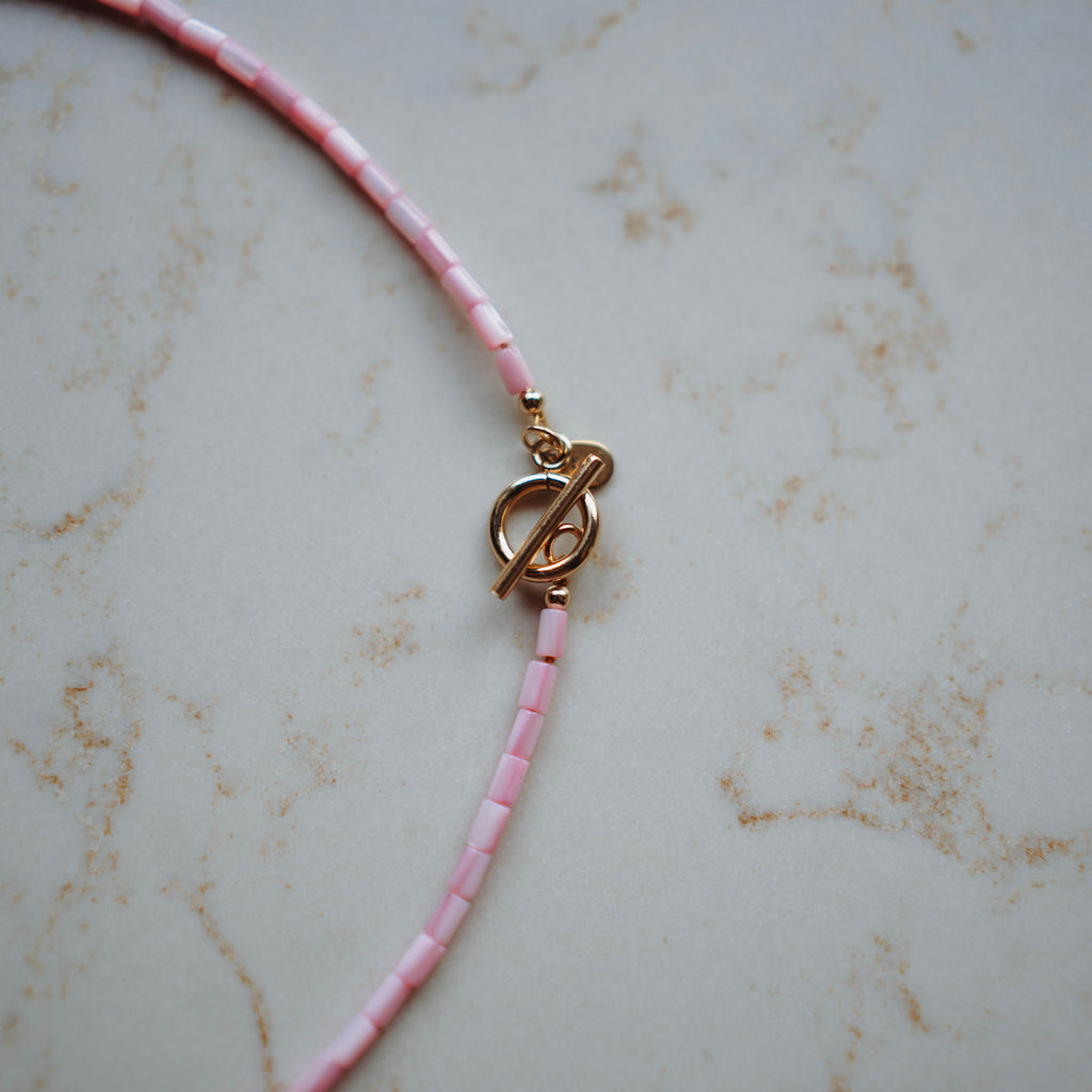 Collier Sia - parelmoer roze