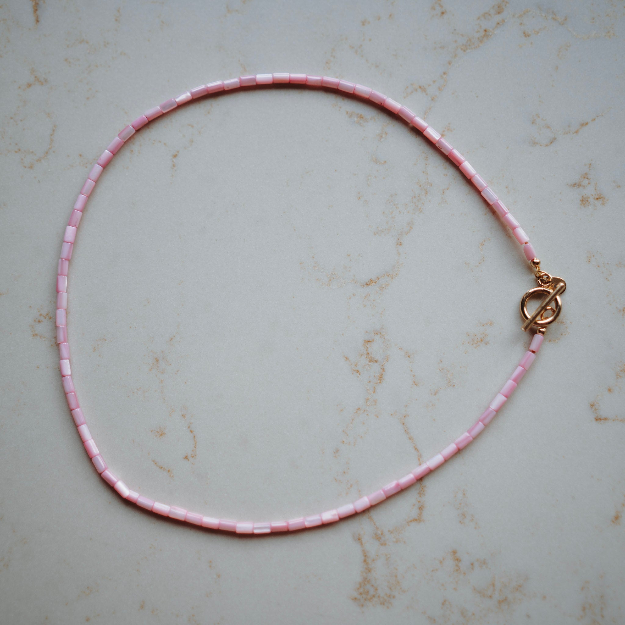 Collier Sia - parelmoer roze