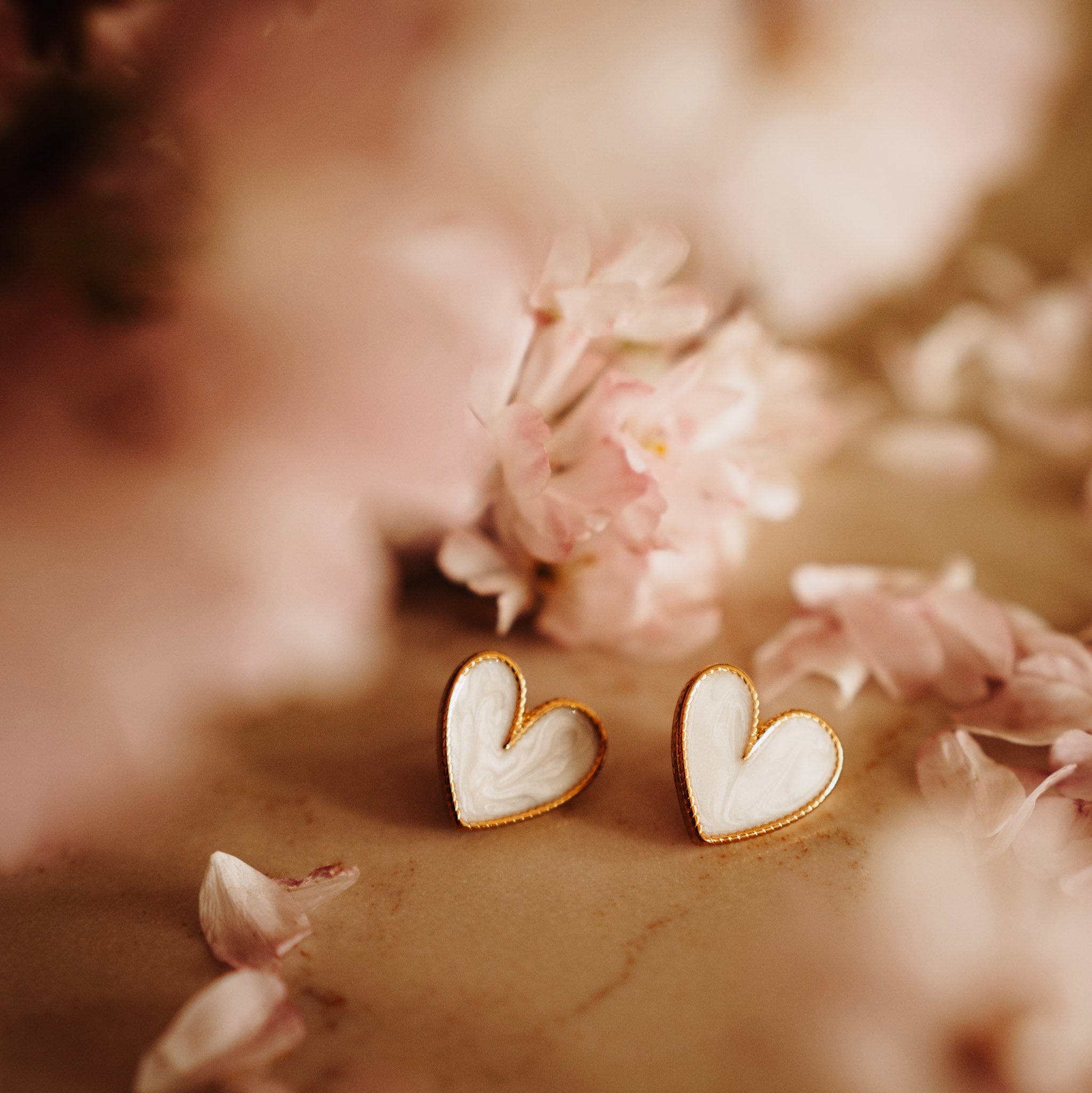 Oorsteker - Sansa Wit