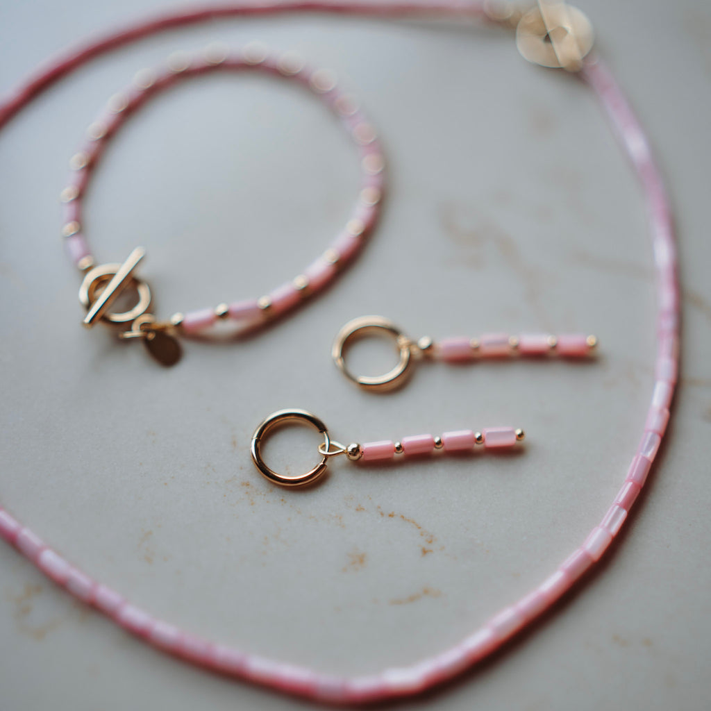 Collier Sia - parelmoer roze