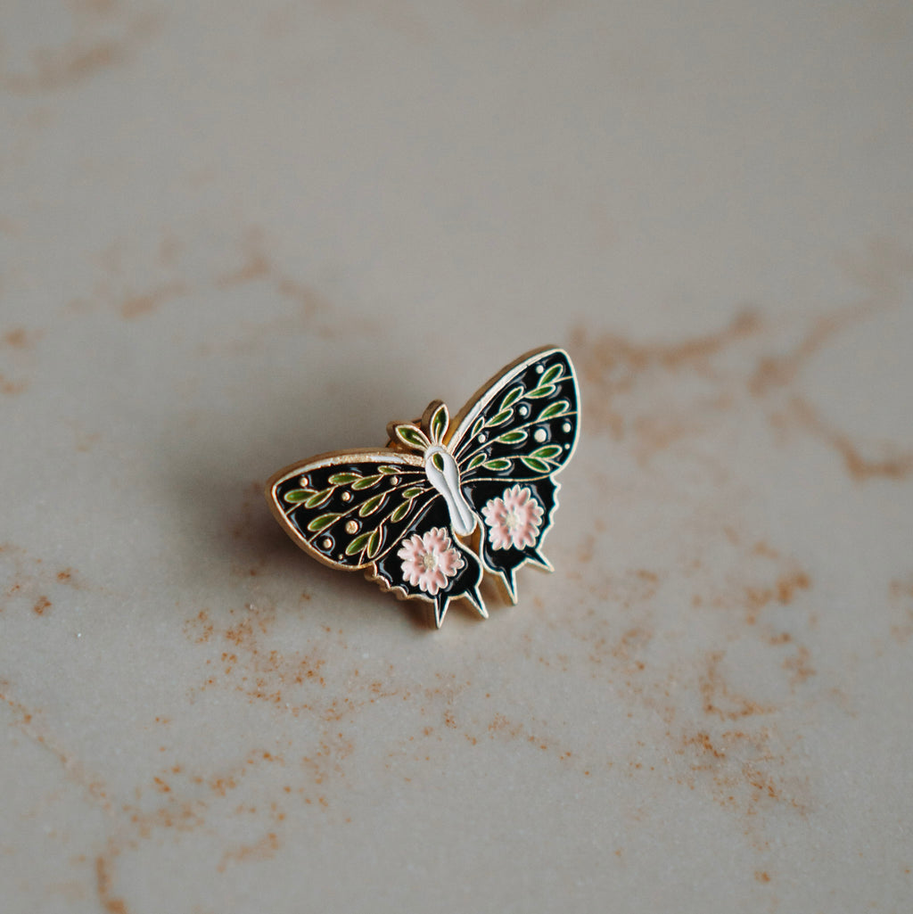 Broche livia - Enamel nachtvlinder